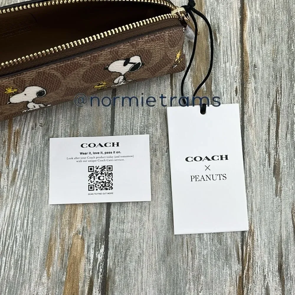 Coach X Peanuts Pencil Case In Signature Canvas With Snoopy Print Bag Purse